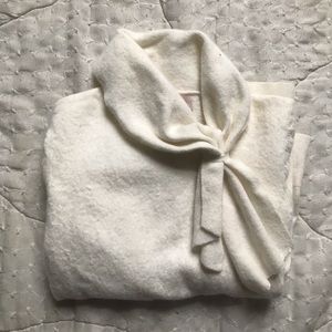Bow-neck Gal Meets Glam sweater in white